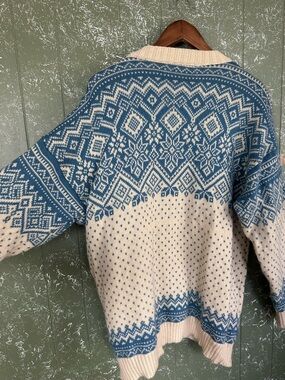 Vintage Devold Norwegian Wool Sweater L | Blue & Cream Nordic Knit